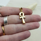 18k Gold Egyptian Ankh Pendant