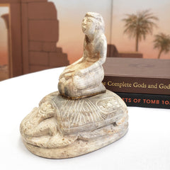 Ägyptischer Skarabäus mit Pharao-Statue – Hergestellt in Ägypten