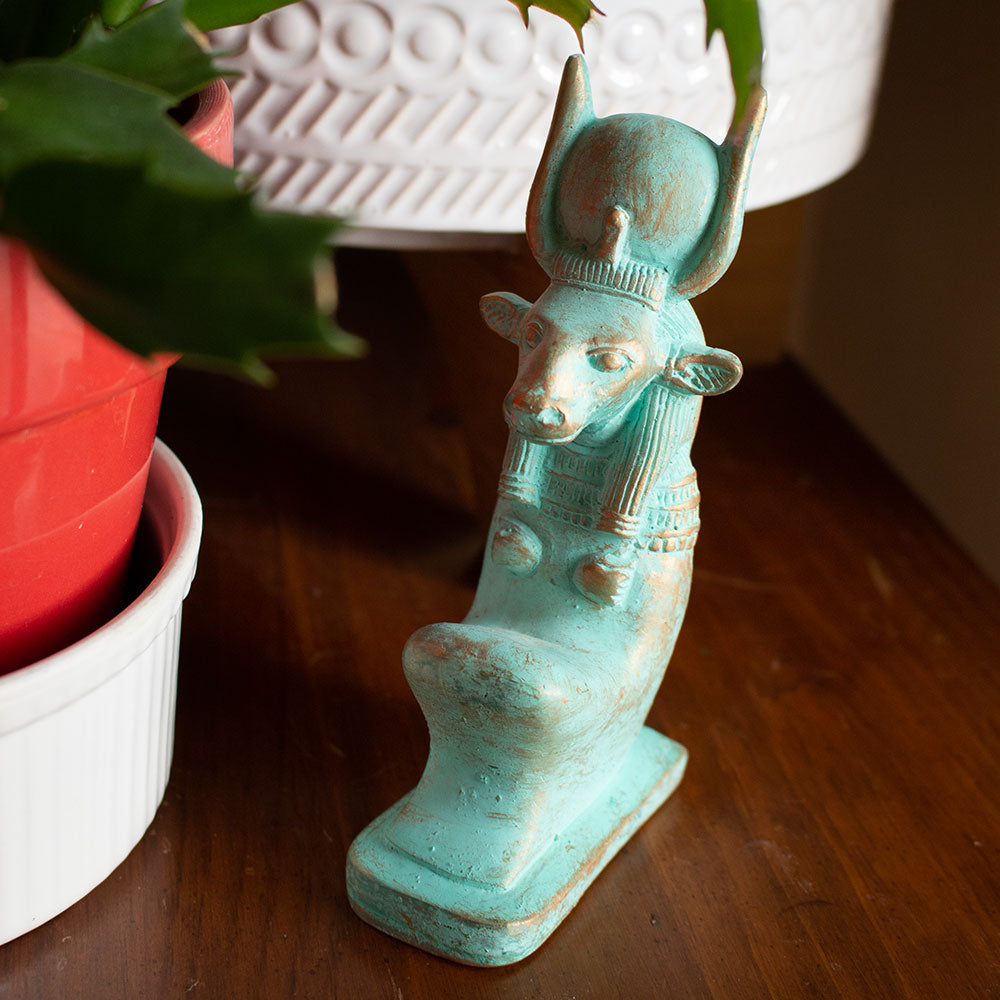 HATHOR SEATED - PATINA