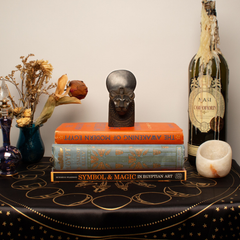 Büste der ägyptischen Göttin Sachmet, schwarz, hergestellt in Ägypten